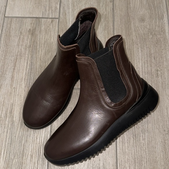 New Aquatalia Christiana Leather Chelsea Boot Extra Light Size 7.5 NEW - Picture 7 of 16